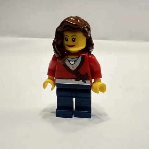 LEGO Town City Camper Van RV Female Red Sweater Dark Blue Legs 7939 CTY0143 Z2