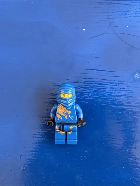 Lego Ninjago Jay DX The Golden Weapons Minifigure NJO0016
