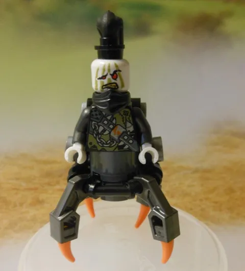 LEGO 70652 NINJAGO MINI FIGURE Daddy No Legs njo468 Hunted Stormbringer 2018