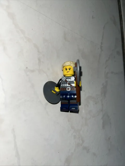 LEGO Ideas Viking Shield Maiden Minifigure Axe & Shield idea170 from 21343