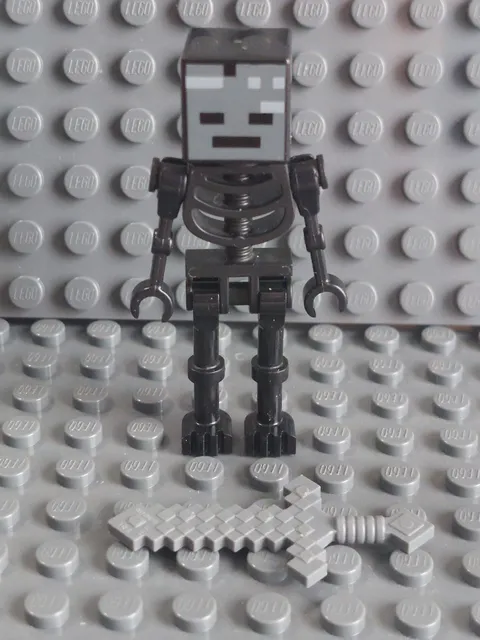 Lego Minecraft 21139 - Wither Skeleton with sword Minifigure - Used