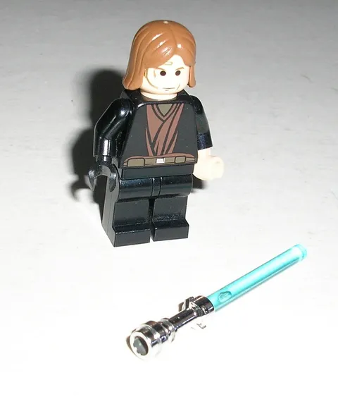 Lego Star Wars ANAKIN SKYWALKER (Black Right Hand, Headset) Minifigure 7256 7283