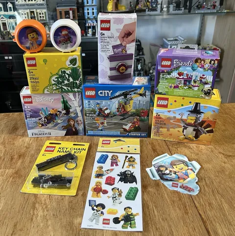 New LEGO Misc Set & Accessory Lot City Disney Frozen Friends Holiday Gift Plus++