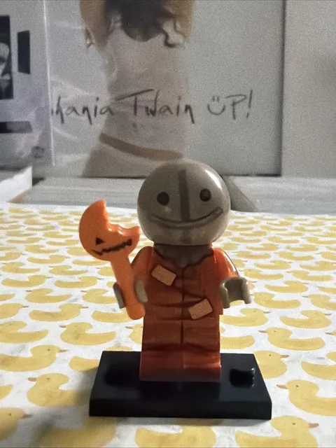 SAM TRICK R TREAT LEGO MINIFIG MINI FIGURE horror or halloween pumpkin