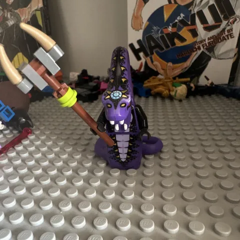LEGO Ninjago Pythor Minifigure with Trident Staff Weapon (AUTHENTIC)