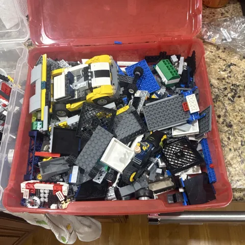 LEGO Bulk Lot Assorted Bricks Plates Pieces Parts Multicolor w/ Storage Box