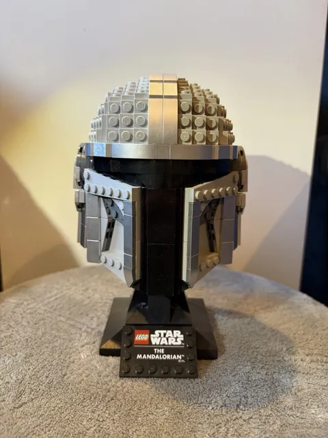 LEGO Star Wars: The Mandalorian Helmet (75328) , Check Description