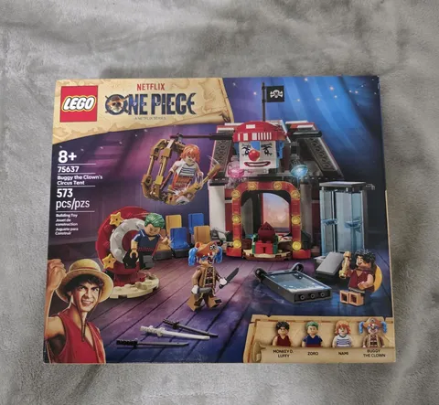 LEGO One Piece 75637 Buggy the Clown's Circus Tent 573pcs 8+ 2 Posters