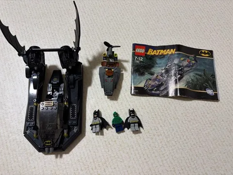 LEGO Batman The Batboat: Hunt for Killer Croc 7780 In 2006 Used Retired W/Manual