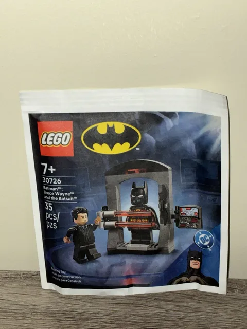 LEGO DC Batman 30726 Bruce Wayne & Batsuit Polybag New Sealed 35 Pieces