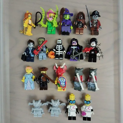 LEGO Minifigure Lot Set Bulk Tiger Woman Plant Monster Wacky Witch Bigfoot 