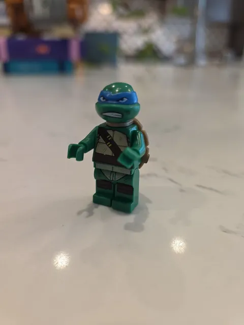 LEGO Ninja Turtles Leonardo, Gritted Teeth, Smudges - tnt024 