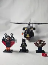 LEGO Batman 76011 Man-Bat Attack 99% Complete Minifigures Instructions