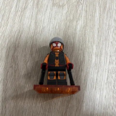 LEGO Spider-Man Minifigure Charlotte Webber Sun-Spider  (71050-8) - new