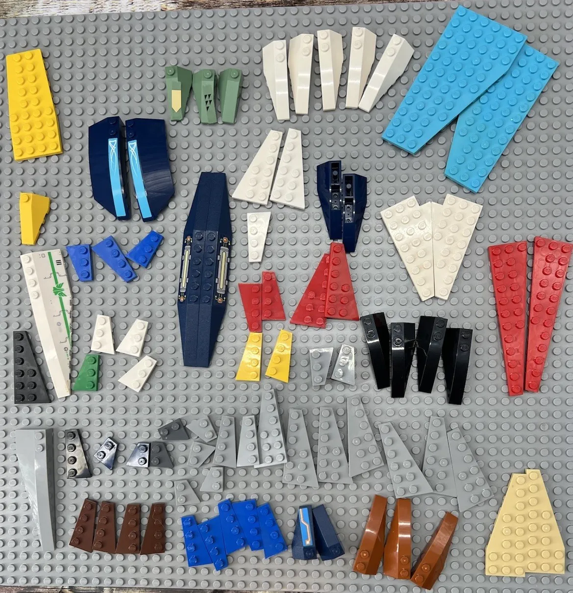 Lego Lot of 81 Slope Plate Wedges Left and Right 2x2 to 2x12 Variety/Multicolor