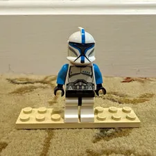 LEGO Star Wars Clone Lieutenant Minifigure-Good Condition