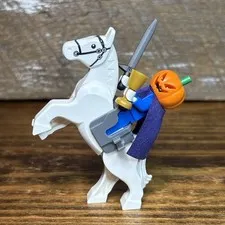 LEGO (Scooby-Doo 75901) Headless Horseman Minifigure scd002 w/Horse Goblet Sword