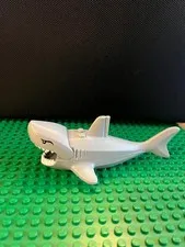 LEGO Great White Shark with Gills and Teeth Minifigure 6243 8633