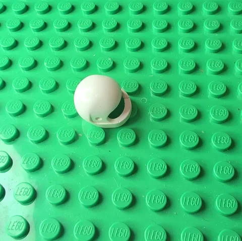 LEGO Minifigure Helmet Headgear Piece White Plastic 1 Piece 1 Part L0523