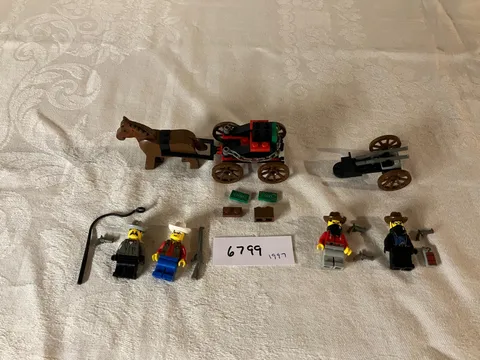1997 LEGO 6799 Showdown Canyon with 100% of Pieces