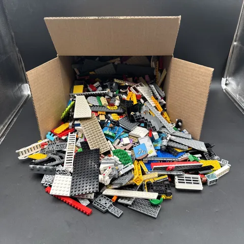 8LB Bulk Lot of LEGO Assorted Bricks from various themes