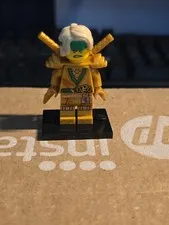 LEGO Lloyd Golden Ninja Legacy 71735 4002021 Ninjago Minifigure w/2 Swords C0361