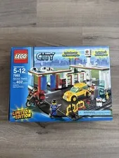 LEGO CITY: Service Station (7993) - Open Box