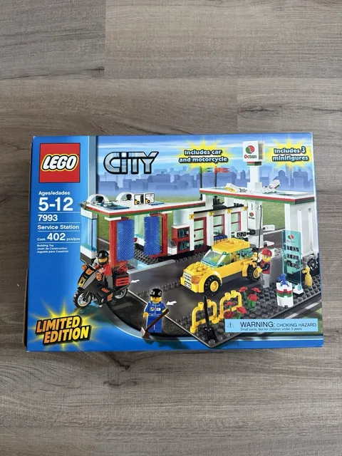 LEGO CITY: Service Station (7993) - Open Box