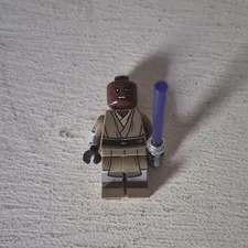 LEGO Star Wars Mace Windu Minifigure Republic Fighter Tank 75342 with lightsaber