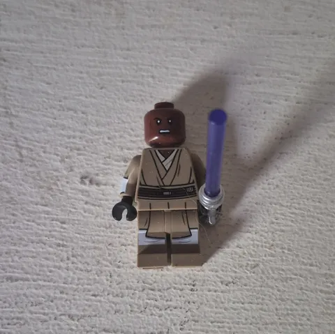 LEGO Star Wars Mace Windu Minifigure Republic Fighter Tank 75342 with lightsaber