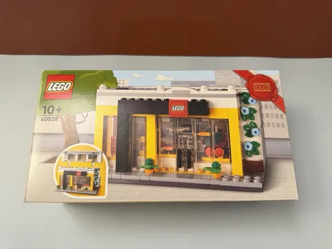 LEGO 40528 | LEGO Brand Store Set | Promotion Retired Product