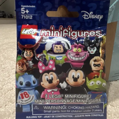 LEGO Minifigures Disney Series 71012 Mystery Foil Pack 1 Minifigure