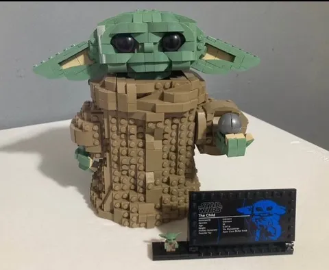 LEGO Star Wars: The Child (Grogu) (Set 75318) 1073pcs