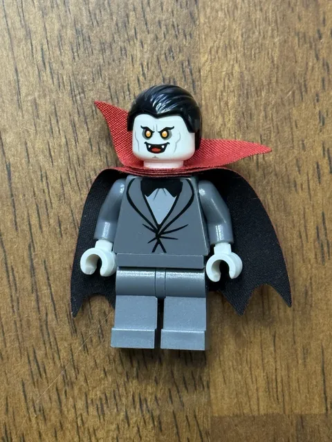 LEGO Scooby-Doo Fig scd011 - Vampire/Bob Oakley - Light Scratches/No Cracks