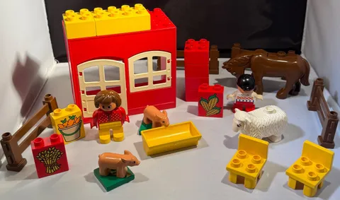 Vintage LEGO Duplo FARM with Animals People and Building Parts