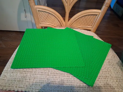 LOT OF 3 LEGO 10 X 10 INCH GREEN BASE PLATES 32X32