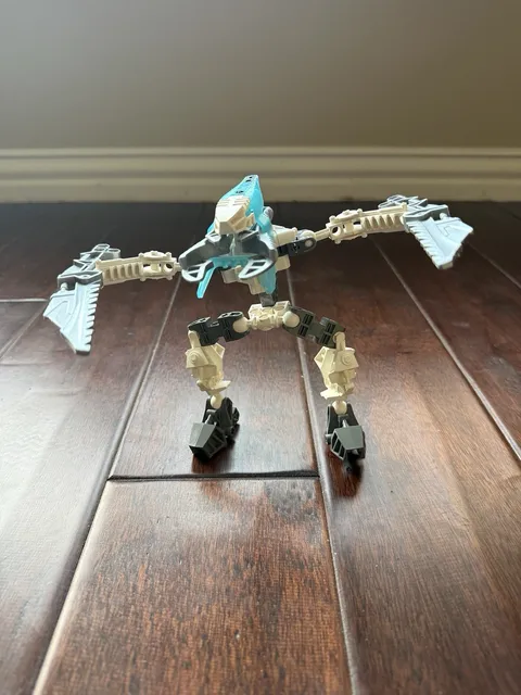 LEGO Bionicle Metru Nui Vahki Keerakh Set 8916 Released In 2004