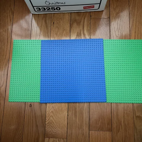 Lot of 3 Genuine Lego 32x32 Base Plates 10” Square 2-GREEN and 1-BLUE