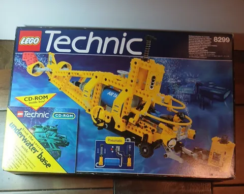 LEGO TECHNIC 8299 Search Sub New in Box