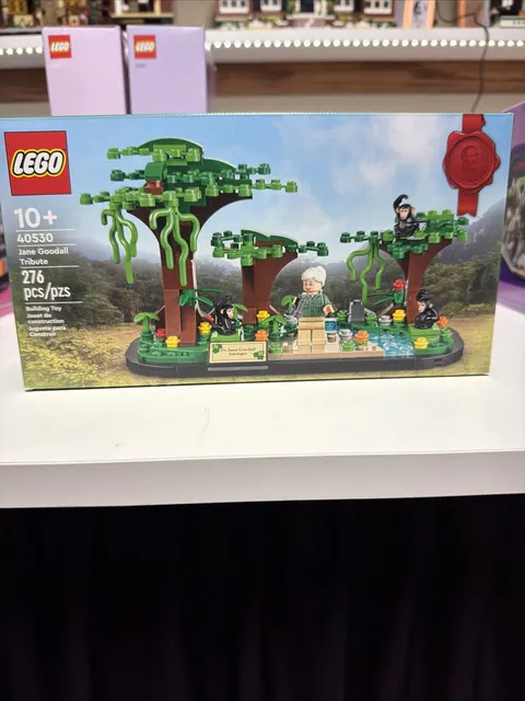 LEGO Promotional: Jane Goodall Tribute (40530)