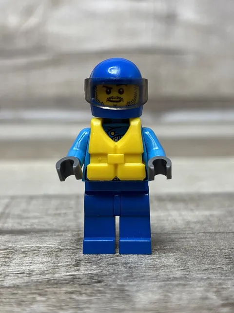 LEGO City Race Boat Driver Minifigure cty0646 Set 60114 US Ship