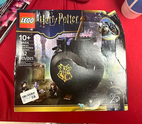 LEGO Harry Potter Cauldron secret potions class room (76464)