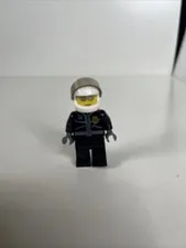 LEGO Town City Police Minifigure Leather Jacket w/ Gold Badge, Helmet cty0027