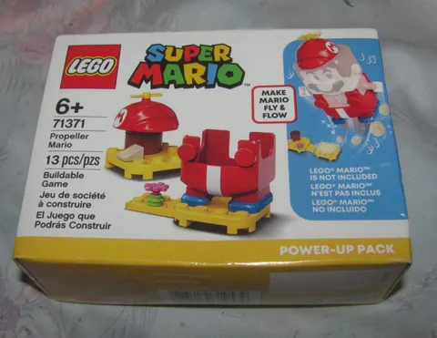 2020 LEGO 71371  Super Mario Propeller Suit New Sealed Box