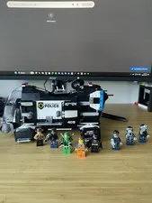 The LEGO MovieSuper Secret Police Dropship (70815) GREEN NINJA INCLUDED!