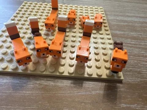 Lego Minecraft Fox Lot. 🦊 9 Fox Heads, And Some Bodies.