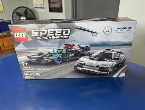 LEGO Speed Champions 76909 Mercedes-AMG F1 W12 & Project One 564pc Retired set