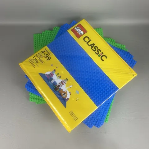 LEGO Baseplate Lot Blue and Green Large 32x32 Studs 10"x10” 15 pieces
