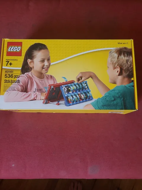 LEGO Minifigure Game 40161. 100% Complete. Box Opened But Bags Sealed.