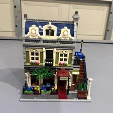 LEGO Creator Expert Modular Building Parisian restaurant (read description)